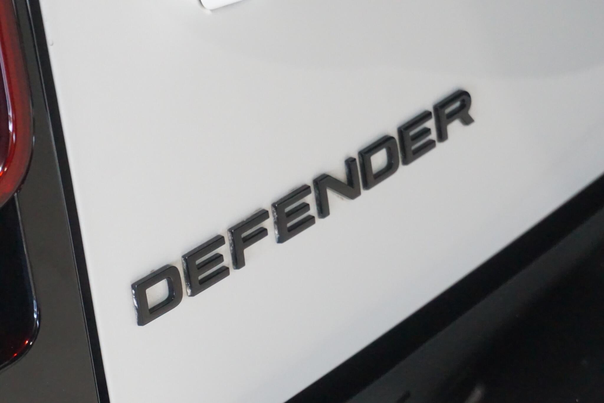 Land Rover Defender 110 2.0 P400e 15.4kWh X-Dynamic HSE SUV 5dr Petrol Plug-in Hybrid Auto 4WD Euro 6 (s/s) (404 ps)